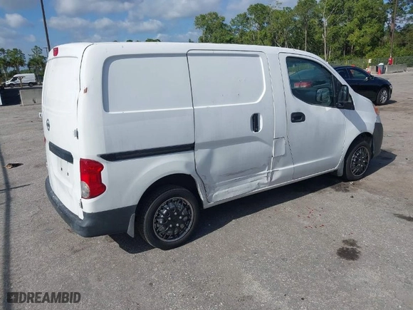 2015 Nissan NV200 SV with VIN 3N6CM0KN3FK711426, listed as a IAAI auction lot 41228839 with 149,546 mi miles. Bid and sale history available at carsss.com. Image 4.