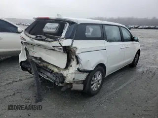 2016 Kia Sedona L with VIN KNDMA5C19G6173944, listed as a Copart auction lot 45194425 with 95,252 mi miles and Salvage Title. Bid and sale history available at carsss.com. Image 3.