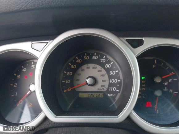 2005 Toyota 4Runner SR5 with VIN JTEZU14R550055329, listed as a IAAI auction lot 41845637 with 199,187 mi miles. Bid and sale history available at carsss.com. Image 7.