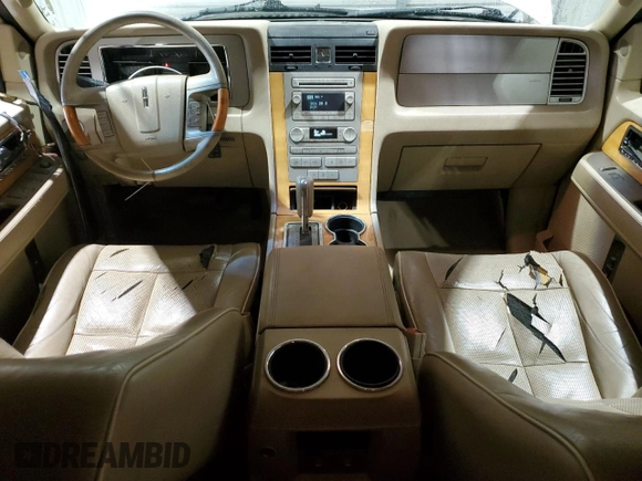 2008 Lincoln Navigator with VIN 5LMFU28598LJ10963, listed as a Copart auction lot 42096015 with 311,457 mi miles and Salvage Title. Bid and sale history available at carsss.com. Image 8.