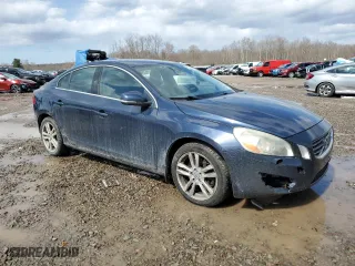 2012 Volvo S60 T5 with VIN YV1622FS3C2128809, listed as a Copart auction lot 52240155 with 138,307 mi miles and Salvage Title. Bid and sale history available at carsss.com. Image 4.