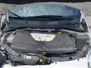 2018 FIAT 500e z VIN 3C3CFFGE9JT425578, wystawiony jako IAAI lot #42078476 z przebiegiem 29 592 mil mil oraz . Historia ofert i sprzedaży dostępna na DreamBid. Obrazek 10.