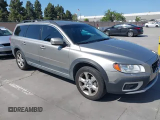 2011 Volvo XC70 3.2L with VIN YV4940BZ0B1095869, listed as a IAAI auction lot 42152626 with 133,696 mi miles and . Bid and sale history available at DreamBid. Image 1.