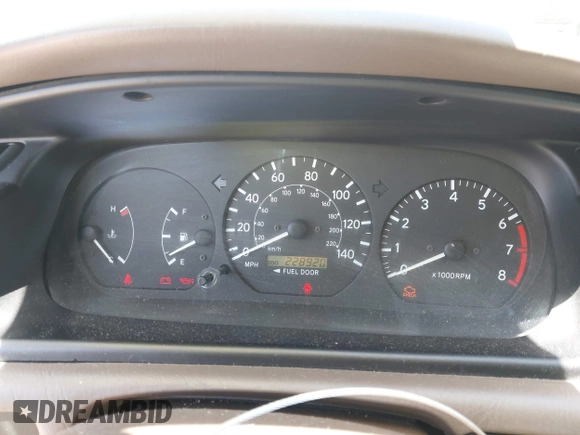 2000 Toyota Camry CE z VIN 4T1BG22K2YU924681, wystawiony jako IAAI lot #42517917 z przebiegiem 228 920 mil mil oraz . Historia ofert i sprzedaży dostępna na DreamBid. Obrazek 7.