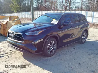 2024 Toyota Highlander LE with VIN 5TDKDRAH6RS051518, listed as a IAAI auction lot 41393093 with 23,305 mi miles and . Bid and sale history available at DreamBid. Image 21.