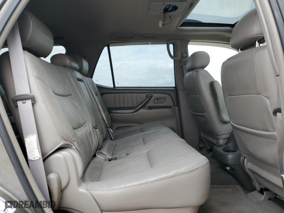 2004 Toyota Sequoia Limited with VIN 5TDZT38A34S227196, listed as a Copart auction lot 43868865 with 174,881 mi miles and Clean Title. Bid and sale history available at carsss.com. Image 11.