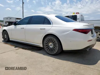 2022 Mercedes-Benz S 580 z VIN W1K6G7GB6NA098643, wystawiony jako Copart lot #60996695 z przebiegiem 48 976 mil mil oraz Czysty tytuł • Clean title. Historia ofert i sprzedaży dostępna na DreamBid. Obrazek 2.