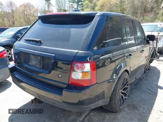 2008 Land Rover Range Rover Sport HSE with VIN SALSF25488A131688, listed as a IAAI auction lot 42118477 with 163,049 mi miles and . Bid and sale history available at DreamBid. Image 4.