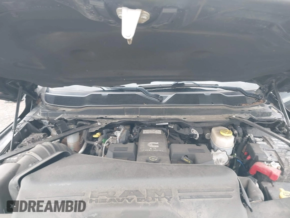 2019 Ram 2500 Big Horn with VIN 3C6UR5JL0KG700152, listed as a IAAI auction lot 42180625 with 94,282 mi miles. Bid and sale history available at carsss.com. Image 10.