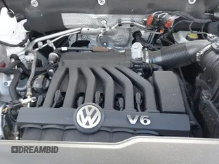 2019 Volkswagen Atlas SE z VIN 1V2UR2CAXKC539779, wystawiony jako IAAI lot #42188614 z przebiegiem 49 994 mil mil oraz . Historia ofert i sprzedaży dostępna na DreamBid. Obrazek 10.