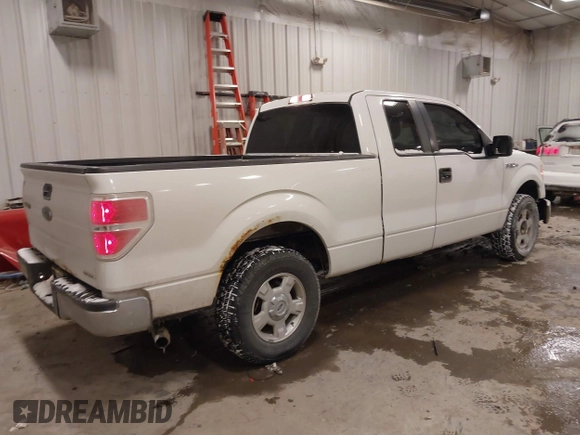 2013 Ford F-150 XL with VIN 1FTEX1CM8DFD14097, listed as a IAAI auction lot 41397500 with 181,838 mi miles. Bid and sale history available at carsss.com. Image 4.