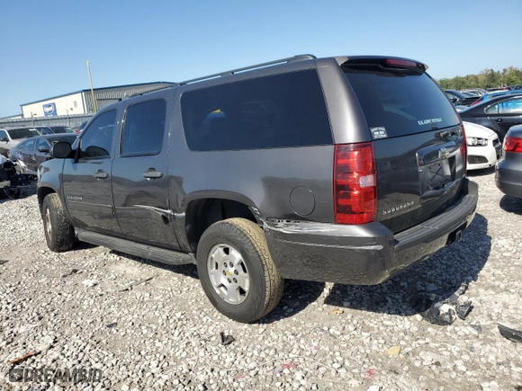 2010 Chevrolet Suburban Commercial with VIN 1GNUKHE39AR226118, listed as a Copart auction lot 73814434 with 195,094 mi miles and Salvage Title. Bid and sale history available at carsss.com. Image 2.