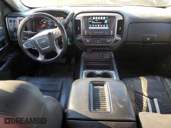 2019 GMC Sierra 2500HD Denali with VIN 1GT12SEY8KF148275, listed as a Copart auction lot 42408315 with 41,216 mi miles and Salvage Title. Bid and sale history available at carsss.com. Image 8.