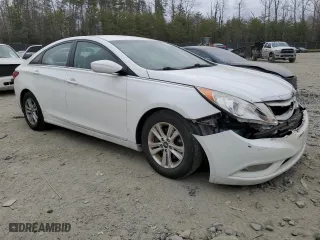 2013 Hyundai Sonata GLS PZEV with VIN 5NPEB4AC6DH760832, listed as a Copart auction lot 47767315 with 122,007 mi miles and Salvage Title. Bid and sale history available at carsss.com. Image 4.
