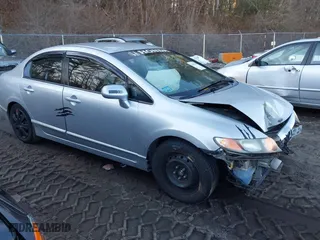 2009 Honda Civic Sdn LX with VIN 2HGFA16509H541284, listed as a IAAI auction lot 41497005 with 146,686 mi miles. Bid and sale history available at carsss.com. Image 1.