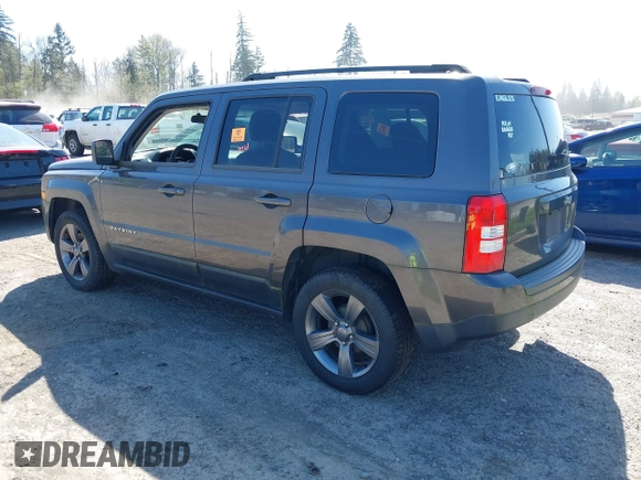 2014 Jeep Patriot Latitude with VIN 1C4NJPFA5ED928074, listed as a IAAI auction lot 42035754 with 155,636 mi miles and . Bid and sale history available at carsss.com. Image 3.