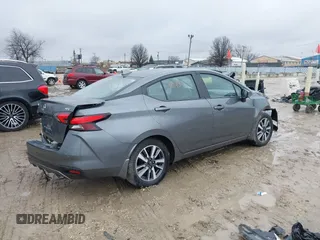 2024 Nissan Versa SV z VIN 3N1CN8EV7RL843827, wystawiony jako IAAI lot #41741043 z przebiegiem 9 062 mil mil oraz . Historia ofert i sprzedaży dostępna na DreamBid. Obrazek 4.