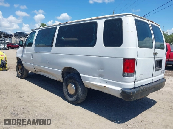 2003 Ford Econoline Passenger XL with VIN 1FBSS31L33HA12571, listed as a IAAI auction lot 42268424 with 170,739 mi miles and . Bid and sale history available at DreamBid. Image 3.