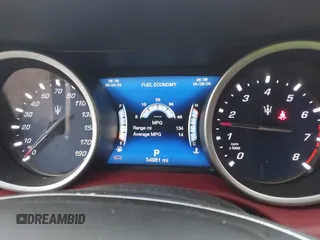 2018 Maserati Ghibli S Q4 z VIN ZAM57YTA5J1268683, wystawiony jako IAAI lot #42359671 z przebiegiem 54 981 mil mil oraz . Historia ofert i sprzedaży dostępna na DreamBid. Obrazek 7.