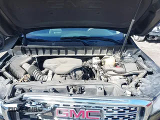 2018 GMC Acadia Denali with VIN 1GKKNXLS5JZ226424, listed as a IAAI auction lot 41956513 with 106,754 mi miles and . Bid and sale history available at carsss.com. Image 10.
