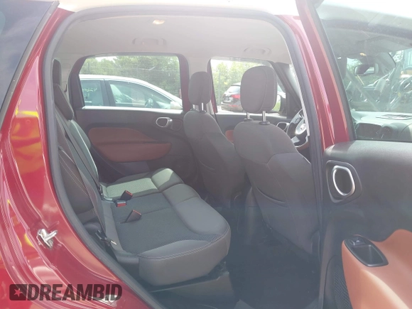 2015 FIAT 500L Urbana Trekking z VIN ZFBCFADH6FZ030774, wystawiony jako IAAI lot #42687006 z przebiegiem 76 193 mil mil oraz . Historia ofert i sprzedaży dostępna na DreamBid. Obrazek 8.