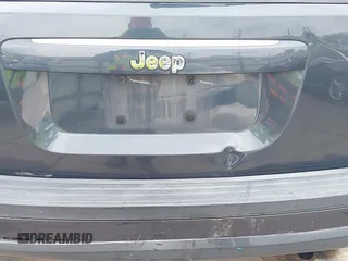 2014 Jeep Compass Sport with VIN 1C4NJCBB0ED647937, listed as a IAAI auction lot 41444062 with 135,679 mi miles and . Bid and sale history available at DreamBid. Image 6.