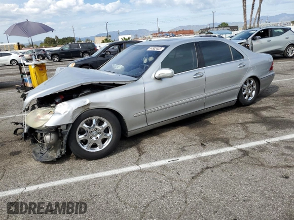 2001 Mercedes-Benz S-Class with VIN WDBNG75J01A187018, listed as a Copart auction lot 44502433 with 0 mi miles and Salvage Title. Bid and sale history available at carsss.com. Image 1.