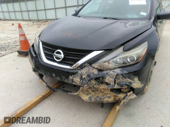 2017 Nissan Altima SV with VIN 1N4AL3APXHC217113, listed as a IAAI auction lot 41371669 with 109,897 mi miles and . Bid and sale history available at DreamBid. Image 6.