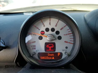2013 MINI Paceman with VIN WMWSS1C51DWN94159, listed as a Copart auction lot 49740955 with 104,023 mi miles and Clean Title. Bid and sale history available at DreamBid. Image 9.