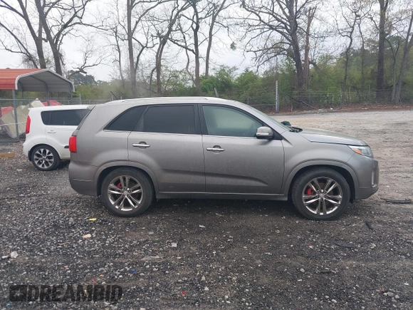 2014 Kia Sorento SX with VIN 5XYKW4A75EG440789, listed as a IAAI auction lot 41937425 with 103,104 mi miles. Bid and sale history available at carsss.com. Image 14.