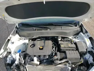 2024 Kia Seltos S z VIN KNDEUCAA3R7581887, wystawiony jako Copart lot #48990165 z przebiegiem 3 731 mil mil oraz Szkoda całkowita • Salvage title. Historia ofert i sprzedaży dostępna na DreamBid. Obrazek 14.
