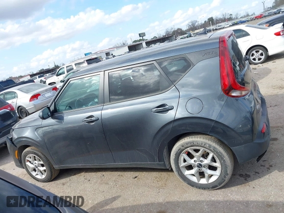 2021 Kia Soul S with VIN KNDJ23AU0M7746236, listed as a IAAI auction lot 41250392 with 72,571 mi miles and . Bid and sale history available at DreamBid. Image 14.