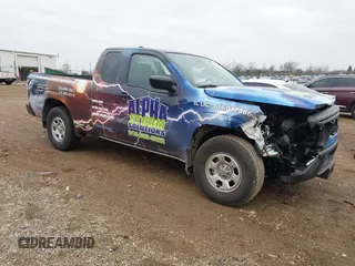 2024 Nissan Frontier S z VIN 1N6ED1CL0RN654743, wystawiony jako IAAI lot #40873427 z przebiegiem 5 862 mil mil oraz . Historia ofert i sprzedaży dostępna na DreamBid. Obrazek 1.