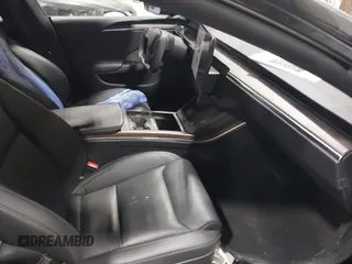 2022 Tesla Model S with VIN 5YJSA1E58NF478403, listed as a IAAI auction lot 41533099 with 42,779 mi miles and . Bid and sale history available at DreamBid. Image 5.