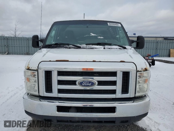 2013 Ford Econoline Cargo Commercial with VIN 1FTNE2EW0EDA73417, listed as a Copart auction lot 86556404 with 284,684 mi miles and Clean title. Bid and sale history available at DreamBid. Image 5.