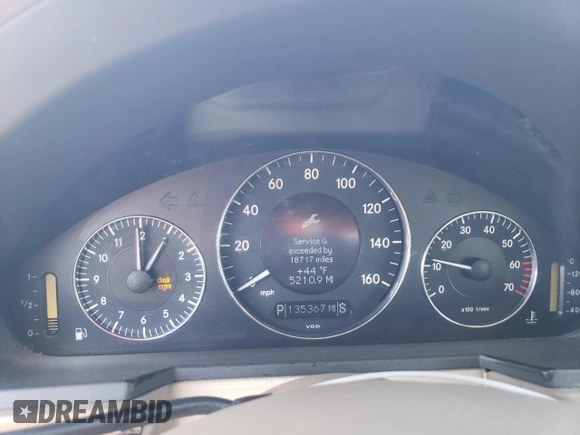 2003 Mercedes-Benz E 320 z VIN WDBUF65JX3A128263, wystawiony jako Copart lot #87302304 z przebiegiem 135 367 mil mil oraz Szkoda całkowita • Salvage title. Historia ofert i sprzedaży dostępna na DreamBid. Obrazek 9.