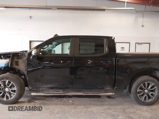 2022 Chevrolet Silverado 1500 LT with VIN 3GCUYDED2NG129499, listed as a IAAI auction lot 41965154 with 32,659 mi miles and . Bid and sale history available at DreamBid. Image 15.