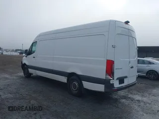 2022 Mercedes-Benz Sprinter Cargo with VIN W1Y40CHY4NT094656, listed as a IAAI auction lot 41038339 with 76,599 mi miles. Bid and sale history available at carsss.com. Image 3.