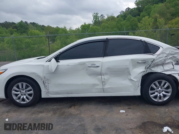2018 Nissan Altima SR with VIN 1N4AL3AP5JC214819, listed as a IAAI auction lot 42066442 with 161,323 mi miles and . Bid and sale history available at carsss.com. Image 14.
