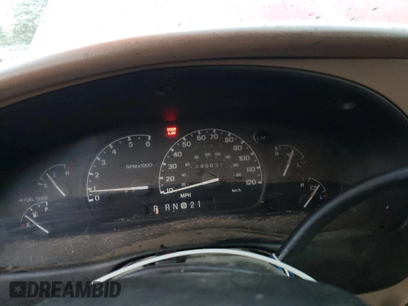 2001 Mercury Mountaineer с VIN 4M2DU66E11UJ12905, выставлен на аукционе Copart как лот 86194634 с пробегом 296 631 миль миль и Чистый • Clean title. История ставок и продаж доступна на DreamBid. Изображение 9.