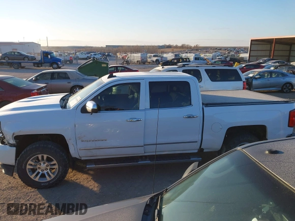 2016 Chevrolet Silverado 1500 LTZ with VIN 3GCUKSEJ2GG324890, listed as a IAAI auction lot 41141398 with 193,362 mi miles. Bid and sale history available at carsss.com. Image 14.