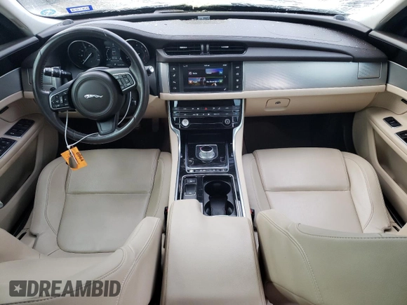 2016 Jaguar XF 35t Premium with VIN SAJBJ4BV9GCY16429, listed as a Copart auction lot 48424794 with 75,317 mi miles and Clean Title. Bid and sale history available at carsss.com. Image 8.
