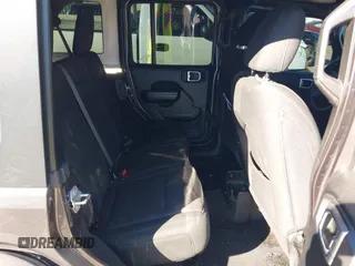 2018 Jeep Wrangler Unlimited Sport S с VIN 1C4HJXDG6JW110338, выставлен на аукционе IAAI как лот 39819803 с пробегом 100 514 миль миль и . История ставок и продаж доступна на DreamBid. Изображение 8.