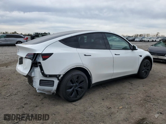 2025 Tesla Model Y Long Range with VIN 7SAYGDED5SF241318, listed as a Copart auction lot 51614245 with 3,682 mi miles and Salvage Title. Bid and sale history available at DreamBid. Image 3.