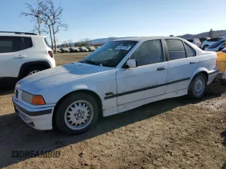 1994 BMW 3 Series 325i z VIN WBACB4321RFM01947, wystawiony jako Copart lot #47237725 z przebiegiem 37 945 mil mil oraz Czysty tytuł • Clean title. Historia ofert i sprzedaży dostępna na DreamBid. Obrazek 1.