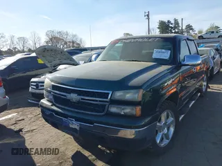 2007 Chevrolet Silverado 1500 LS with VIN 2GCEC13V471149956, listed as a IAAI auction lot 41899072 with 151,537 mi miles and . Bid and sale history available at DreamBid. Image 16.