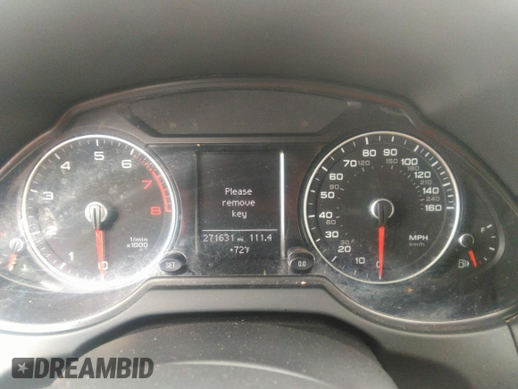 2013 Audi Q5 Premium Plus with VIN WA1LFAFP7DA021556, listed as a IAAI auction lot 41694445 with 271,631 mi miles. Bid and sale history available at carsss.com. Image 7.