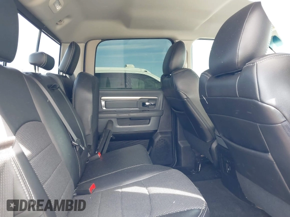 2018 Ram 2500 Big Horn with VIN 3C6UR5DL5JG122236, listed as a IAAI auction lot 41671388 with 128,044 mi miles. Bid and sale history available at carsss.com. Image 8.