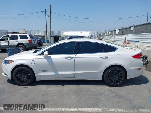 2017 Ford Fusion Titanium with VIN 3FA6P0SU7HR264615, listed as a IAAI auction lot 42747242 with 196,483 mi miles and . Bid and sale history available at DreamBid. Image 15.