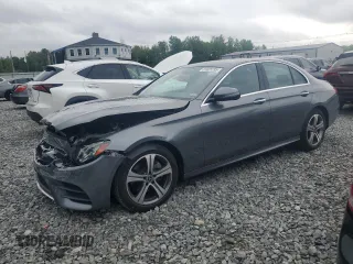 2019 Mercedes-Benz E 300 with VIN WDDZF4KB7KA553856, listed as a Copart auction lot 61025735 with 59,001 mi miles and Salvage title. Bid and sale history available at DreamBid. Image 1.